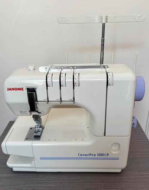 Janome coverlock 1000CP, Hobby en Vrije tijd, Naaimachines en Toebehoren, Gebruikt, Lockmachine, Ophalen of Verzenden
