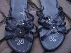 GRATIS VERZENDEN NIEUWE ZWARTE IBIZA FESTIVAL SLIPPERS 36, Kleding | Dames, Schoenen, Slippers, Verzenden, Zwart, Nieuw