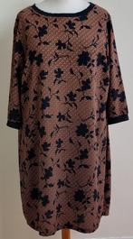 Paprika bruin/zwarte jurk met retro print mt. 48/50, Bruin, Maat 46/48 (XL) of groter, Ophalen of Verzenden, Zo goed als nieuw