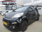 Peugeot 107 1.0 Envy 5 deurs airco ,cv ,elec ramen led, Voorwielaandrijving, Euro 5, Gebruikt, Met garantie (alle)