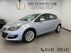 Opel Astra 1.4 Turbo Business+ / 140PK / NAVI / PDC / H.LEDE, Auto's, Opel, Voorwielaandrijving, Euro 5, Gebruikt, 4 cilinders