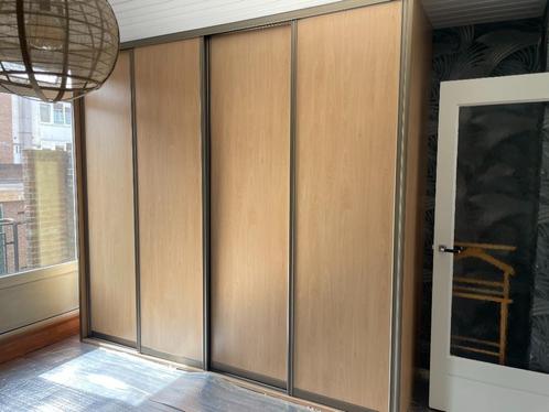 Zeer goede kwaliteit schuifdeuren, kledingkast / opbergkast, Huis en Inrichting, Kasten | Kledingkasten, Zo goed als nieuw, 200 cm of meer