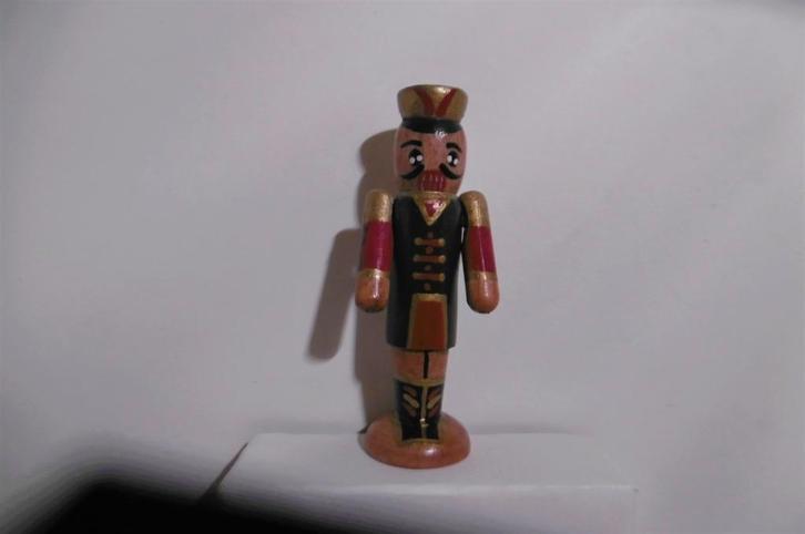 oud houten Duits notenkraker pop kerst miniaturen poppenhuis, Diversen, Kerst, Verzenden