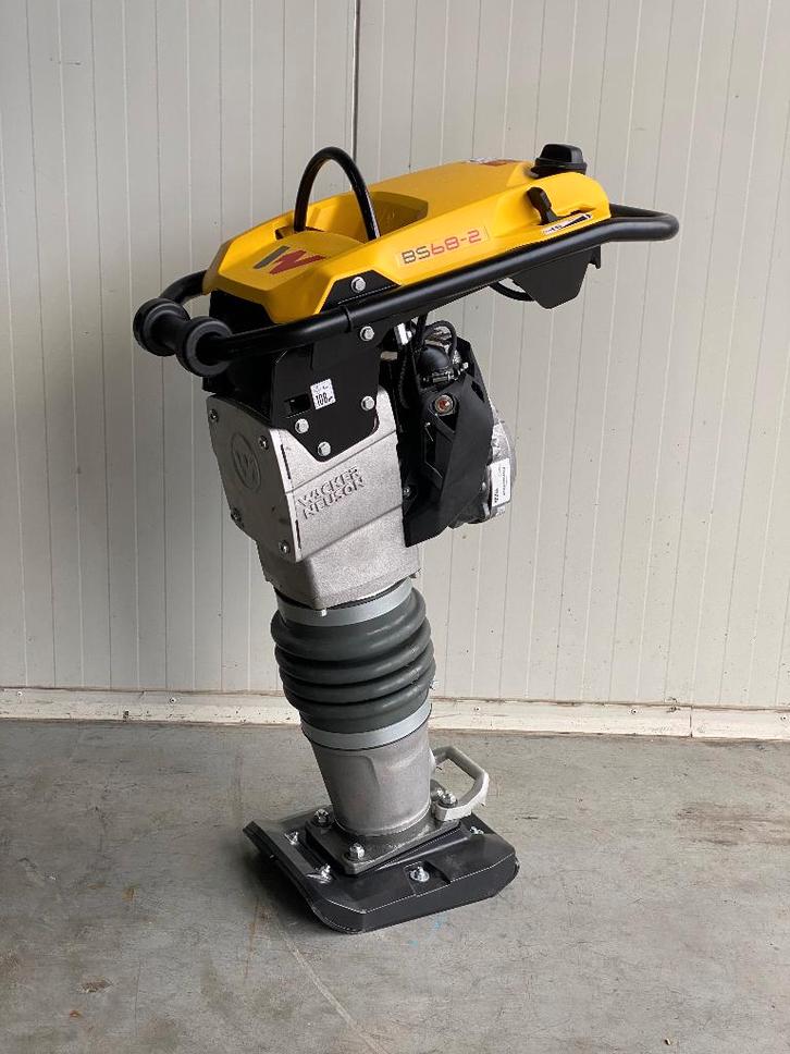 Trilstamper/stamper Wacker BS 68-2 "2-takt benz.motor" (NW), Doe-het-zelf en Verbouw, Gereedschap | Overige machines, Nieuw, Ophalen of Verzenden