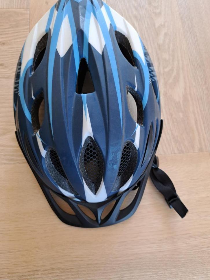 Ongebruikte fietshelm EN1078, Fietsen en Brommers, Fietsaccessoires | Fietshelmen, Nieuw, Heer of Dame, Overige maten, Ophalen of Verzenden