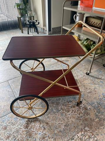 Retro Mid Century Serveerwagen beschikbaar voor biedingen