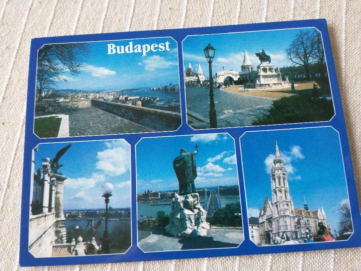 Budapest - 5 afbeeldingen, Verzamelen, Ansichtkaarten | Buitenland, Gelopen, Overig Europa, 1980 tot heden, Ophalen of Verzenden