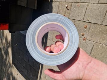 Ducttape 72mm 50meter op rol partij 850 stuks €1750 beschikbaar voor biedingen