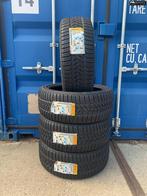 4x Nieuwe Pirelli 245 40 20 Winterbanden, Velg(en), -, -, Nieuw