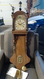 Staart klok, Ophalen