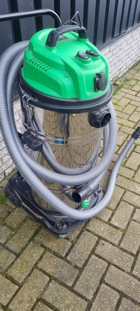 stofzuiger STAHLWERK Germany 2800W – nat en droog, Witgoed en Apparatuur, Stofzuigers, Zo goed als nieuw, Stofzuiger, 2000 watt of meer