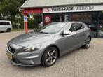 Volvo V40 2.0 D2 R-Design Business Winter-Line (bj 2015), Voorwielaandrijving, Gebruikt, 4 cilinders, Origineel Nederlands