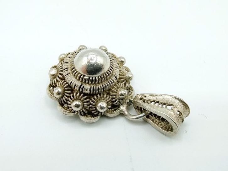 Antieke zilveren Zeeuwse knop hanger, gratis verzending!, Sieraden, Tassen en Uiterlijk, Kettinghangers, Gebruikt, Zilver, Zilver