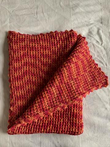 Gehaakte deken beschikbaar voor biedingen