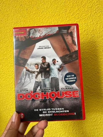 Doghouse DVD - Rode Hoes beschikbaar voor biedingen