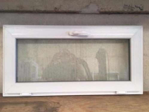 Kunststof kiep kozijn 100 x 50 voor garage, schuur, stal., Doe-het-zelf en Verbouw, Kozijnen en Schuifpuien, Nieuw, Raamkozijn