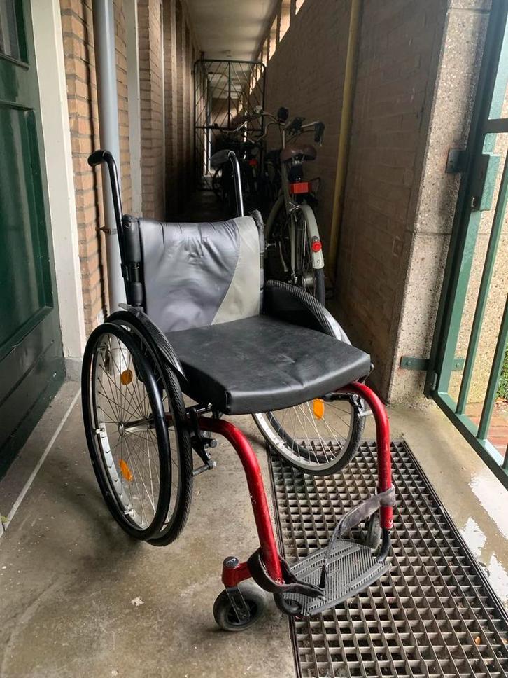 Mooie Küschall lichtgewicht rolstoel, Diversen, Rolstoelen, Gebruikt, Handbewogen rolstoel, Inklapbaar, Ophalen