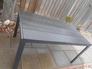 nette tuintafel L.BR.H.150x90x74cm aluminium frame+polywood beschikbaar voor biedingen
