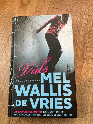 Vals - Mel Wallis de Vries - Jeugdthriller beschikbaar voor biedingen