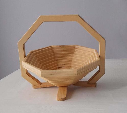 NIEUWE FRUITMAND / fruitschaal. Opvouwbaar. Blank hout, Huis en Inrichting, Woonaccessoires | Schalen en Manden, Nieuw, Hout, Ophalen of Verzenden