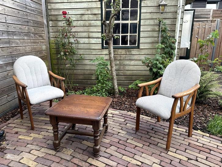 Two Chairs, Antiek en Kunst, Antiek | Meubels | Stoelen en Banken, Ophalen