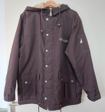 Winter jas bruin met capuchon maat L oversized parkamodel beschikbaar voor biedingen