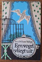 Een vogel vliegt uit - M.A.M. Renes-Boldingh, Boeken, Ophalen of Verzenden, Gelezen, M.A.M. Renes-Boldingh