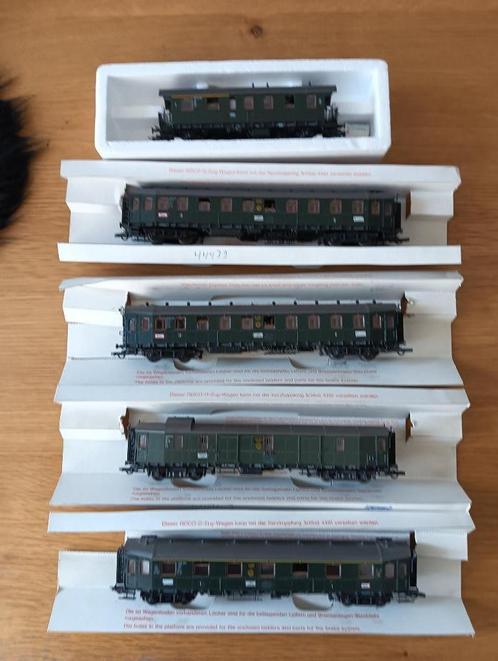 Roco Set met vijf Hecht rijtuigen van de DB, Hobby en Vrije tijd, Modeltreinen | H0, Gebruikt, Wagon, Gelijkstroom, Roco, Ophalen of Verzenden