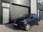 Toyota Aygo 1.0 VVT-i x-play|1e eigenaar|Weinig km|Camera|5D, Auto's, Toyota, Voorwielaandrijving, Stof, Gebruikt, Euro 6