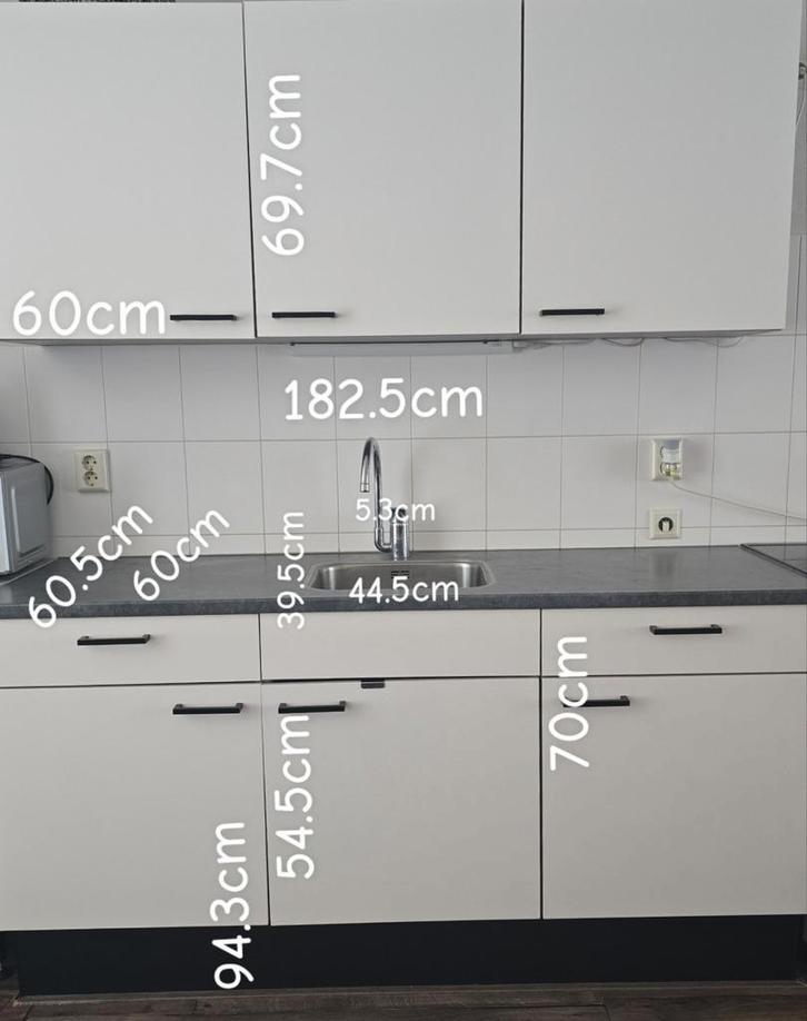 Bruynzeel keuken zonder schade, in nette staat incl. kraan, Huis en Inrichting, Keuken | Complete keukens, Zo goed als nieuw, Enkelwandige keuken