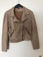Jasje Suede NIEUW, Maat 38/40 (M), Beige, Nieuw, Ophalen of Verzenden