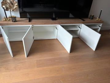 2 Ikea Besta kastjes inclusief houten plank - afbeelding 2