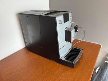 Ninova 697 Volautomatische Koffiemachine beschikbaar voor biedingen