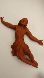 Christus triomfator - aardewerk geboetseerd- Karmel O.Carm., Antiek en Kunst, Kunst | Beelden en Houtsnijwerken, Ophalen of Verzenden