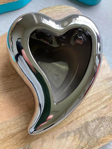HART ZILVER GEGLAZUURD PLANTENSCHAAL SMALL 16 CM Nieuw beschikbaar voor biedingen