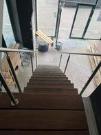 Stalen trap met hardhouten tredes moet weg! Gedomteerd!, Ophalen, Zo goed als nieuw, Trap, 4 meter of meer