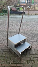 Flebologie Trap
Opstap trap stelling trap van rvs, Doe-het-zelf en Verbouw, Ladders en Trappen, Ophalen, Gebruikt, Trap, Minder dan 2 meter