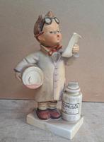 Goebel beeldje 'der apotheker' 322 1955, Ophalen of Verzenden, Zo goed als nieuw, Hummel