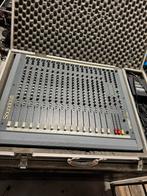 Bijna nieuw spirit soundcraft in case, Ophalen, Zo goed als nieuw, 20 kanalen of meer