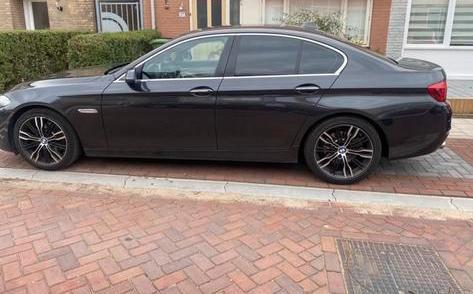 BMW 5-Serie 520d EDE 190pk Aut. 2015 Grijs, Auto's, BMW, Particulier, 5-Serie, Diesel, A, Sedan, Automaat, Origineel Nederlands