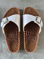 Originele Birkenstocks met noppen maat 39 (nieuw), Kleding | Dames, Schoenen, Slippers, Wit, Nieuw, Ophalen of Verzenden