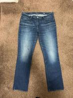Levi’s curve jeans maat 34 voor 25 euro, Ophalen, Zo goed als nieuw, Blauw, W27 (confectie 34) of kleiner