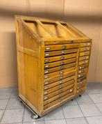 letterkast / zetbok / drukkerijkast, Ophalen