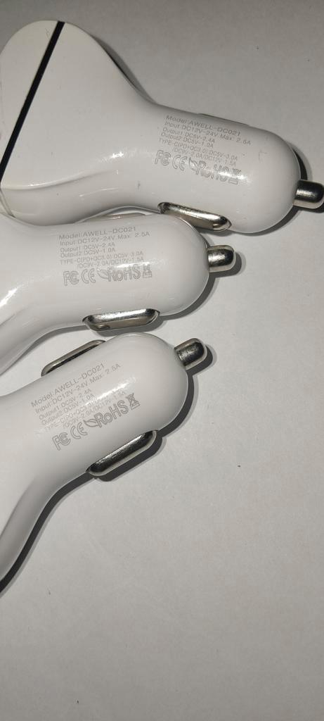 AWELL-DC21 Autolader - USB & USB-C (PD/QC), Telecommunicatie, Autoladers, Zo goed als nieuw, Ophalen of Verzenden