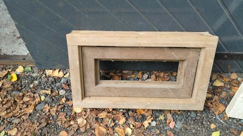 Hardhouten kozijnen, Doe-het-zelf en Verbouw, Kozijnen en Schuifpuien, Gebruikt, Raamkozijn, Hout, 75 tot 150 cm, Ophalen