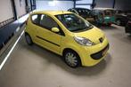 Peugeot 107 1.0-12V XS / APK 8 2026 / MELLOW YELLOW ! ! !, Voorwielaandrijving, Gebruikt, Overige kleuren, 765 kg