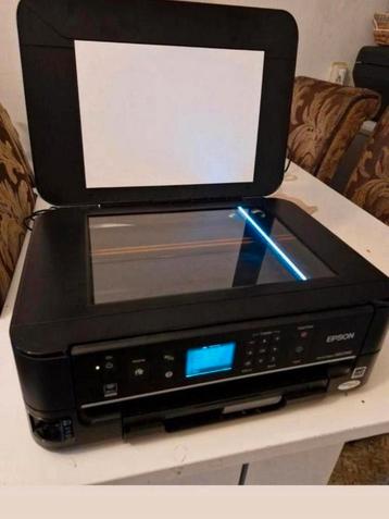 Te koop. Printer en scanner  beschikbaar voor biedingen