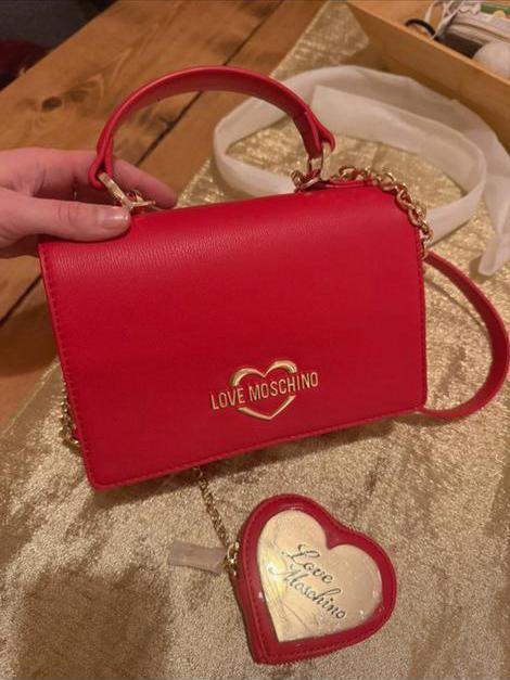 Love Moschino Tas - Stijlvol en Uniek!, Sieraden, Tassen en Uiterlijk, Tassen | Damestassen, Zo goed als nieuw, Handtas, Rood