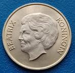 Penning Beatrix Rabobank 100 jaar "De Mens Centraal" - 1994, Postzegels en Munten, Penningen en Medailles, Verzenden, Overige materialen