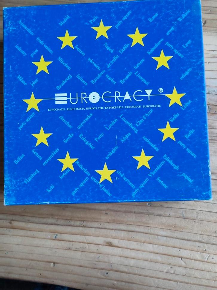 Eurocracy Bordspel - Samenwerking in Europa, Hobby en Vrije tijd, Gezelschapsspellen | Bordspellen, Gebruikt, Drie of vier spelers